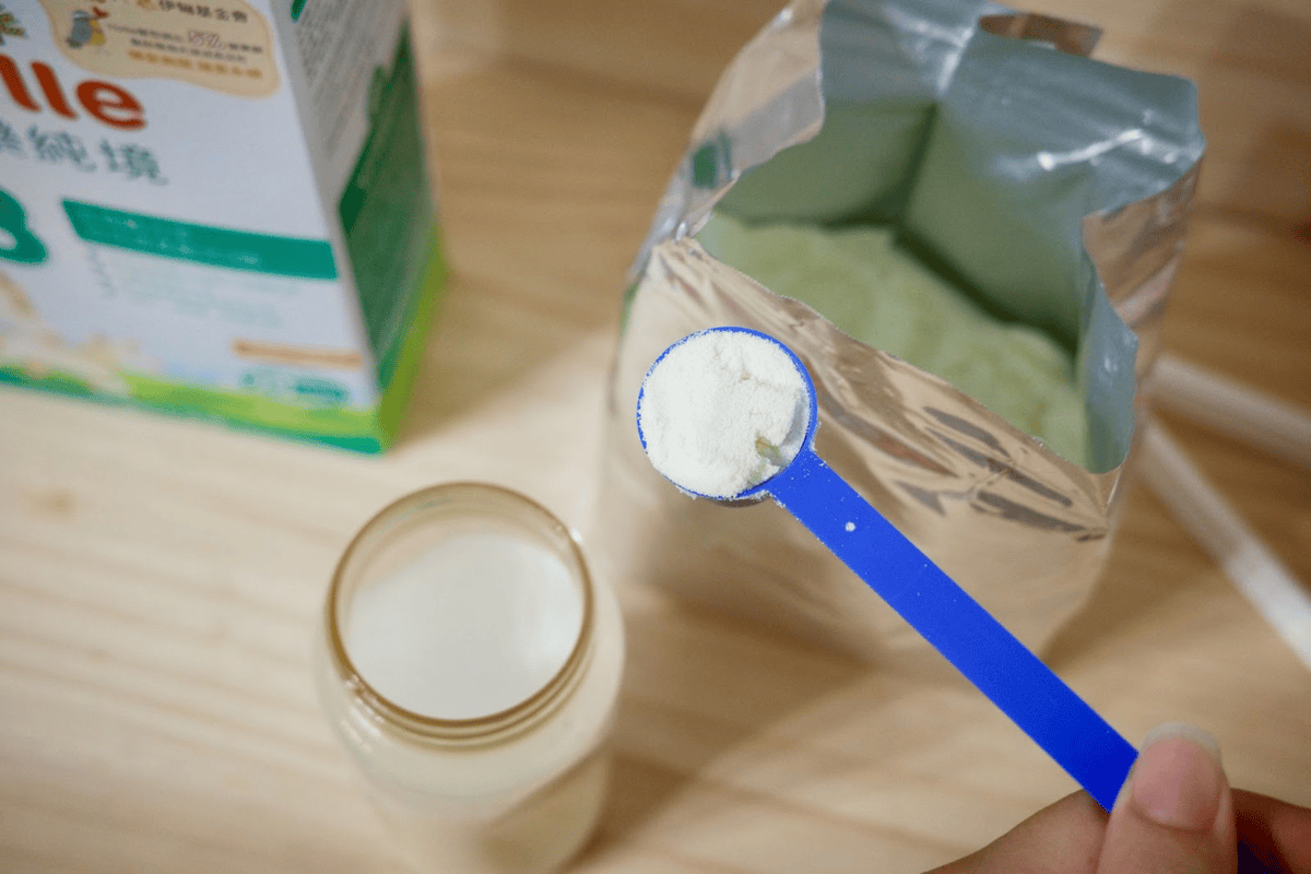 1-3歲寶寶羊奶粉推薦|啟賦 vs 卡洛塔妮 vs Holle禾樂 vs 小樹,新手爸媽怎麼挑選適合的羊奶粉? - 第2張圖 怎麼挑選適合的羊奶粉?