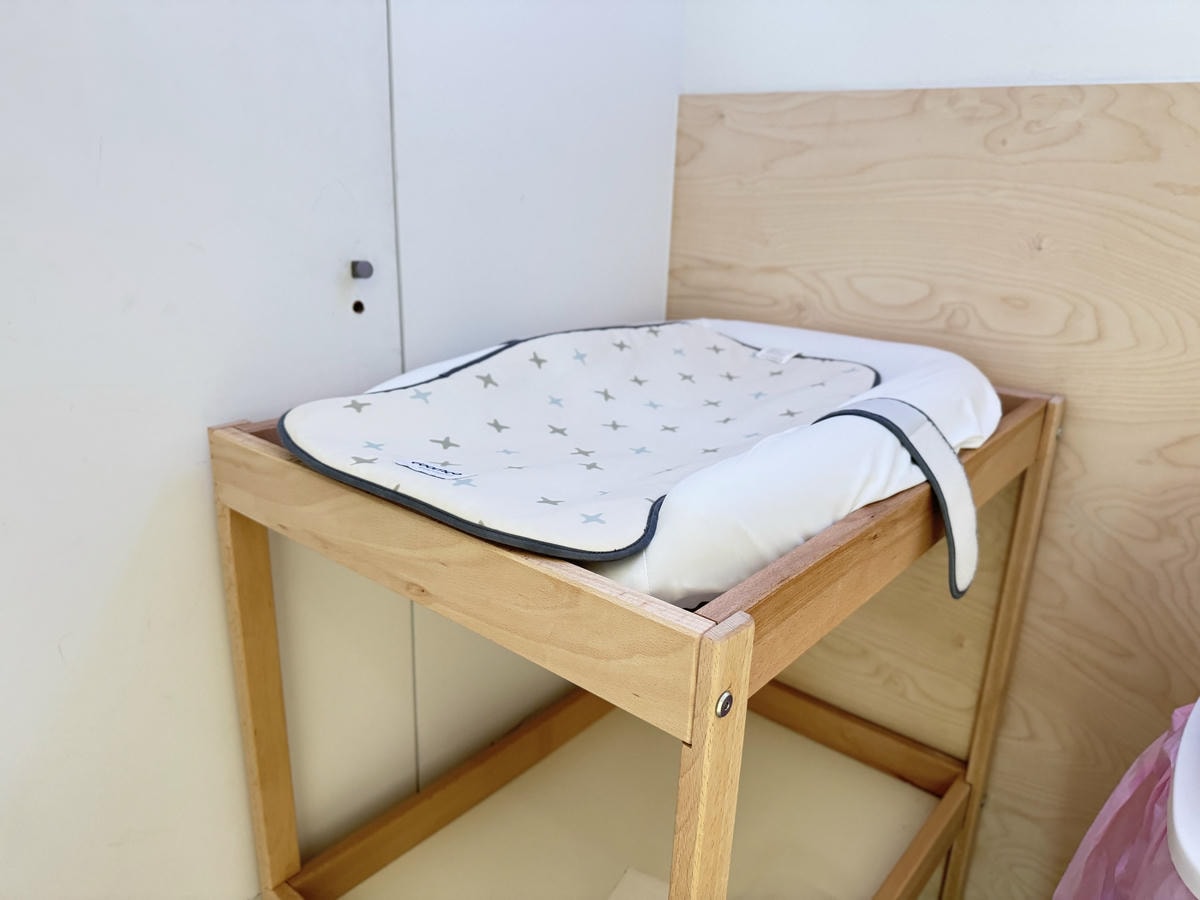 Baby City 桃園旗艦店育嬰室內設尿布檯