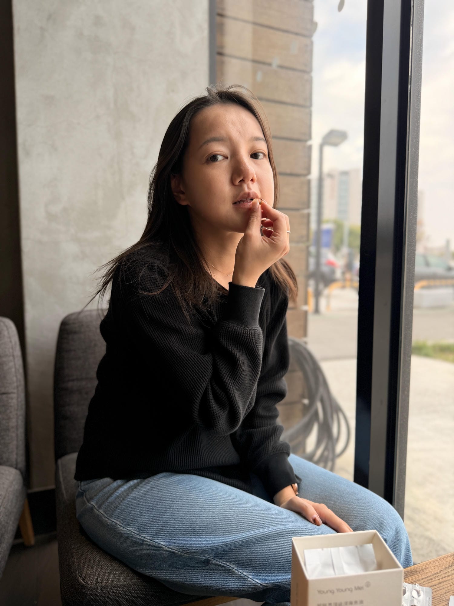每天盯螢幕超過 8 小時？我最近開始這樣保養｜萃綠金盞花晶亮飲＋漾漾美超臨界頂級深海魚油分享
