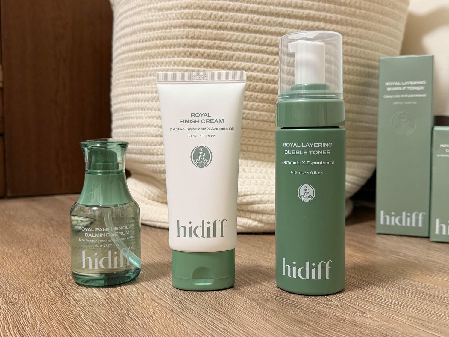 Hidiff 綠珍珠系列｜韓式保養品分享，敏乾肌也能養出透亮水光肌 綠珍珠潤肌泡泡化妝水、綠珍珠 D-泛醇 3% 高濃縮水精華、綠珍珠酪梨修護乳霜